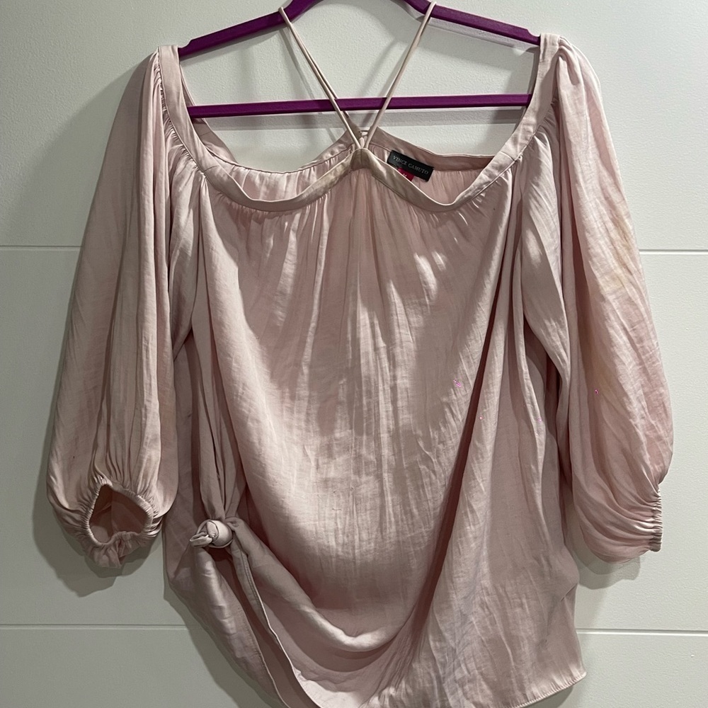 Vince camuto off the shoulder size M